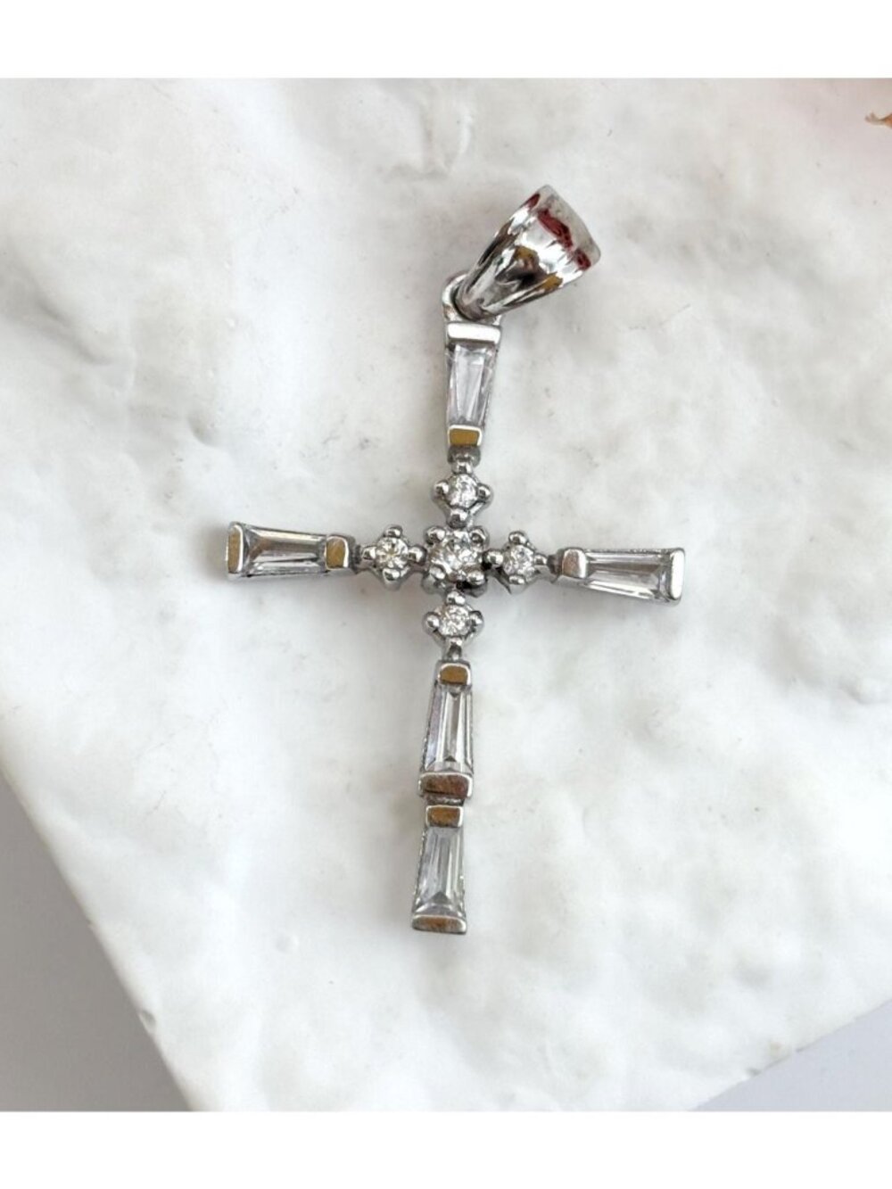 Cubic Zirconia Gemstone Cross Shaped 925 Sterling Silver Vintage Pendant | Charm
